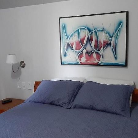 Flat A 2 Quadras Da Av Beira Mar, Um Dos Principais Pontos Turisticos De Fortaleza. Kültér fotó